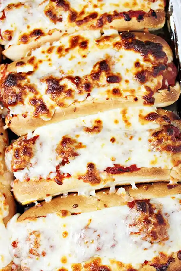 Überbackene Fleischbällchen-Sandwiches
