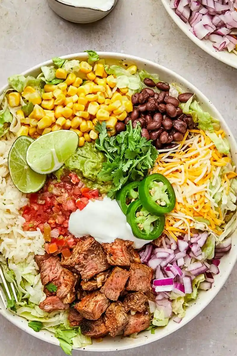 Gesunde Steak Burrito Bowls 3 Recipe image