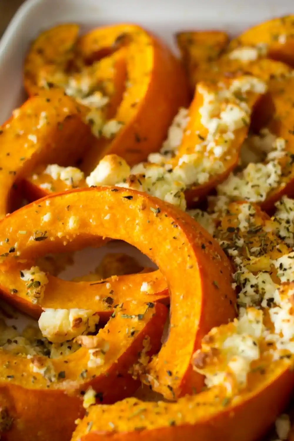 Ofenkürbis mit Feta: Ein gesundes Herbstgericht 3 Recipe image
