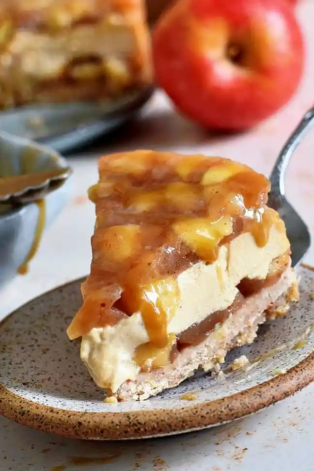 Karamell-Apfel-Käsekuchen 3 Recipe image