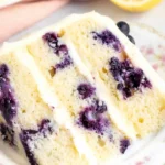 Saftiger Zitronen-Blaubeerkuchen mit Frischkäse-Frosting 4 Saftiger Zitronen-Blaubeerkuchen mit Frischkäse-Frosting