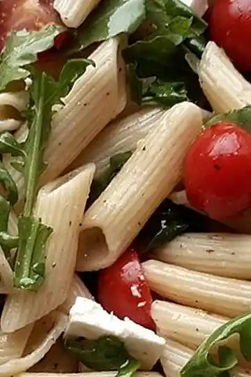 Italienischer Nudelsalat mit Mozzarella und Rucola 3 Recipe image