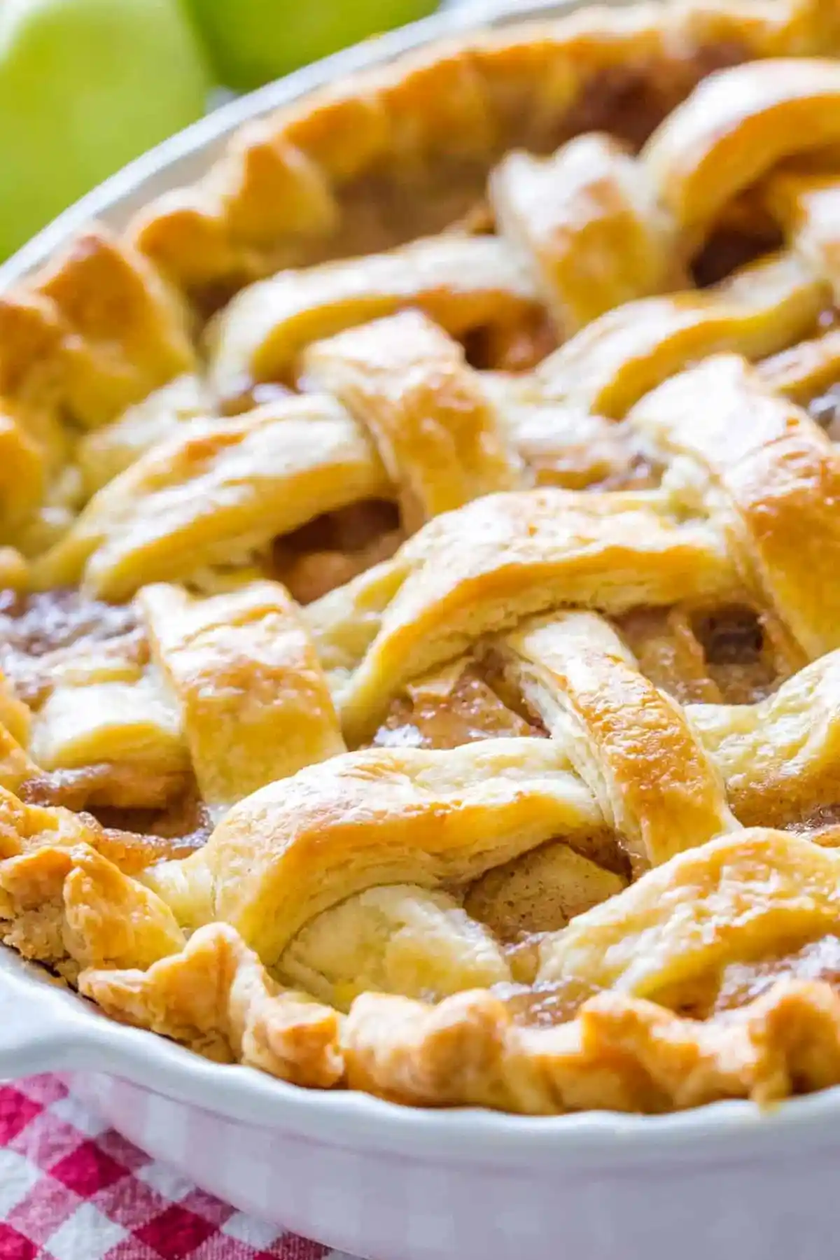 Klassischer Amerikanischer Apfelkuchen mit Gitterkruste 3 Recipe image