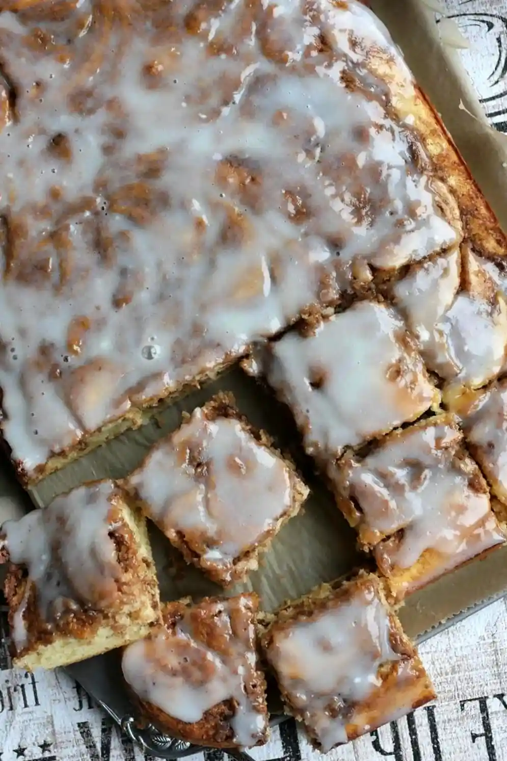 Saftiger Zimtschneckenkuchen ohne Hefe 3 Recipe image