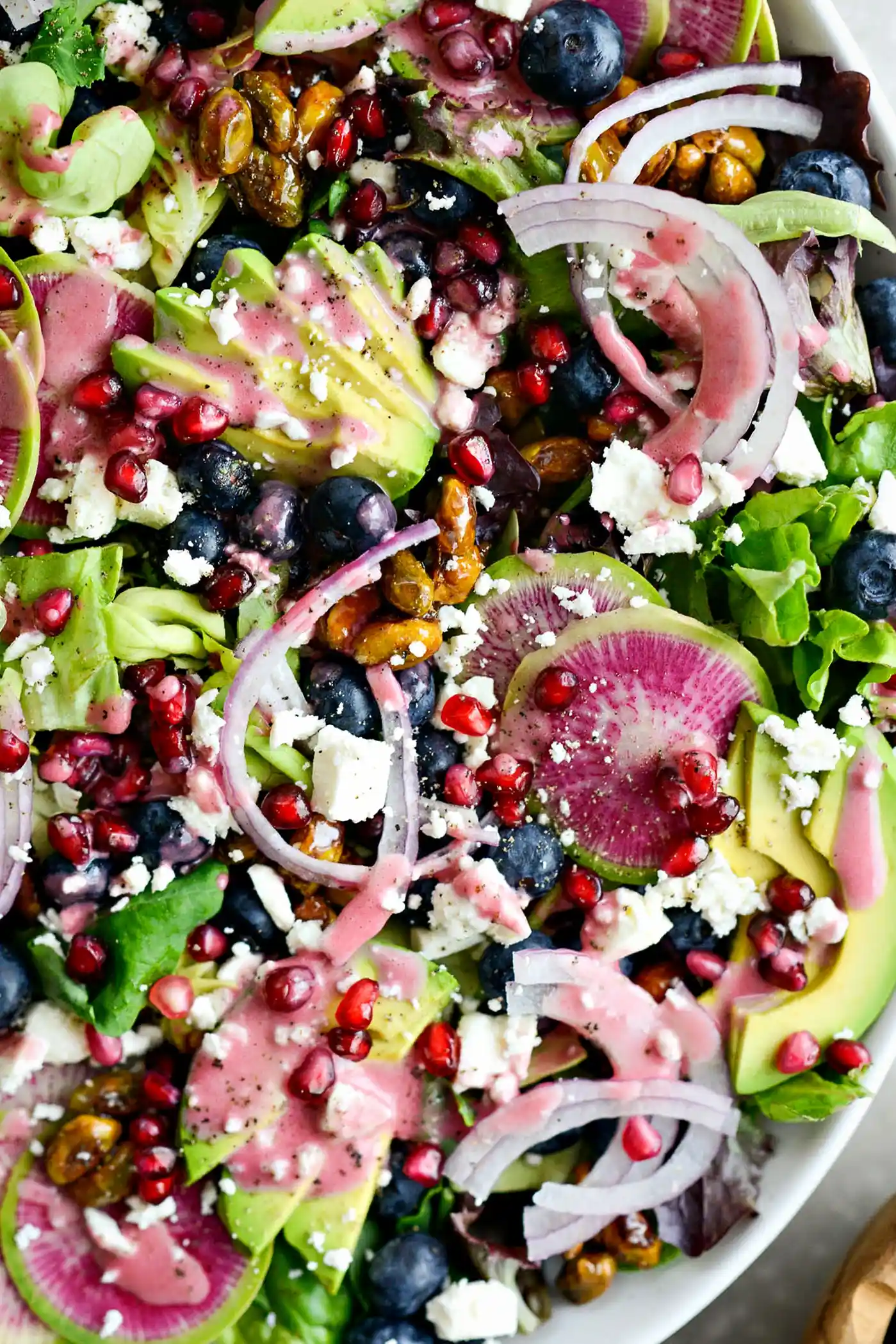 Frühlingssalat mit Blaubeeren und Pistazien 3 Recipe image