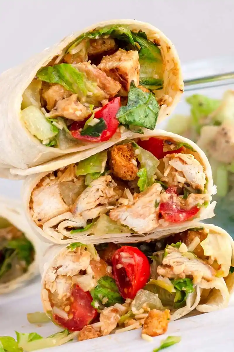 Knackige Hähnchen-Caesar-Wraps 3 Recipe image