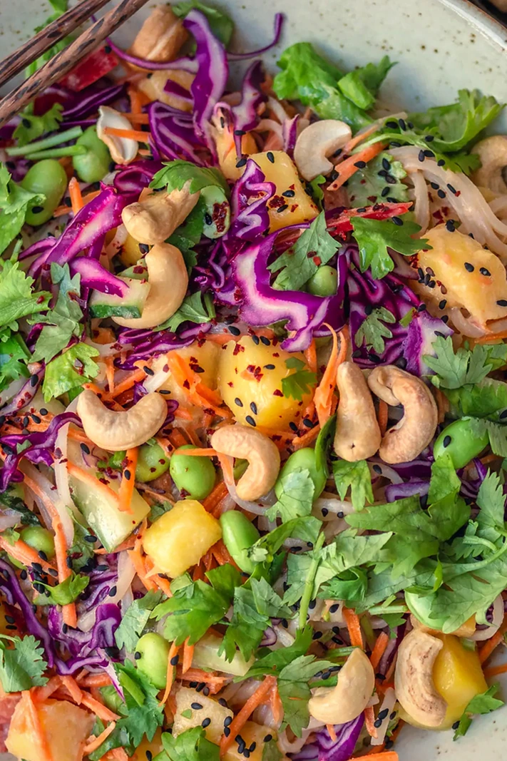Erfrischender Reisnudelsalat mit Mango und Erdnussdressing 3 Recipe image
