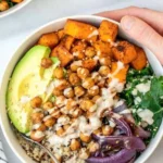 Vegane Süßkartoffel-Kichererbsen Buddha Bowl 4 Vegane Süßkartoffel-Kichererbsen Buddha Bowl